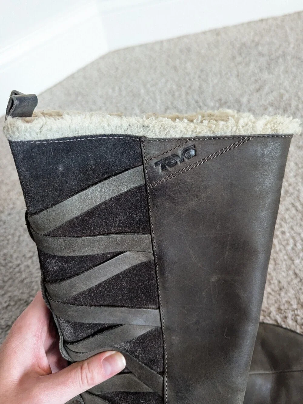 Teva Figueroa Tall Waterproof Leather Boots - Sherpa Lined sz 8